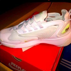 Women Nike Zoom 2K